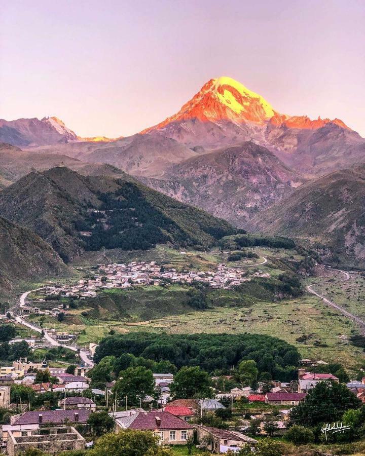 Hotel Sesilia Kazbegi Exterior foto